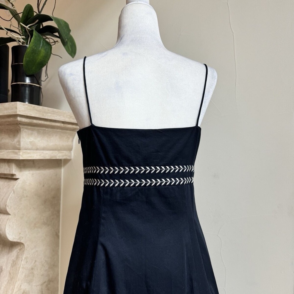 Ann Taylor Black Cotton Sleeveless Fit Flare Midi Women Sz 12 Floral Embroidered - Picture 7 of 8